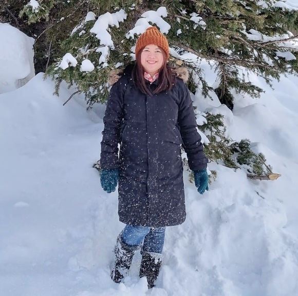 Meet your Posher, Donnabelle - Picture 1 of 1